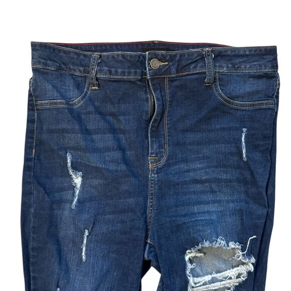 Womens Ms. Cello Distressed Dark Rinse Ripped Skinny Jeans - Sz 16 - Picture 2 of 3